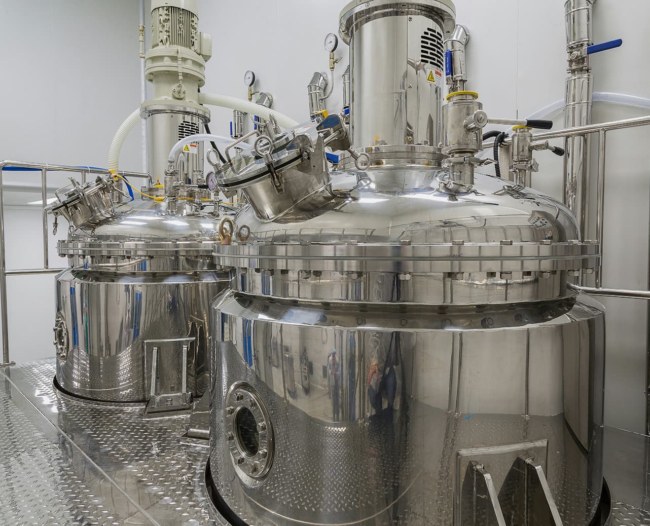 Industrial fermentation tanks